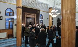 Camilerde Huzur, Gönüllerde Birlik