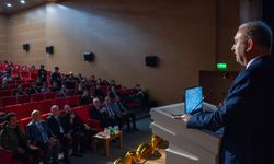 EBYÜ’de Deep Tech Zirvesi: Yapay Zekâ, Bulut ve Gelecek Aynı Sahnedeydi