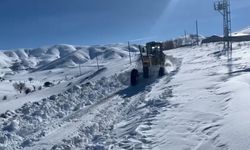 Beyaz Esaret Sürüyor: Erzincan İlçelerinde Ulaşım Felç