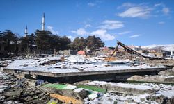 Merkez Çarşısı’nda Yıkımlar Devam Ediyor (VİDEO)