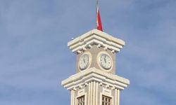 Barış Manço Parkı’ndaki Saat Kulesinin Saati Çalışmıyor