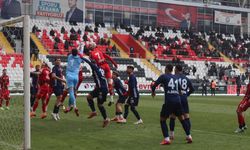 Üç Puana Merhaba Dedik