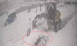 Kar Yığını Sandı, Otomobil Çıktı! Üzümlü’de İlginç Olay! (VİDEO)