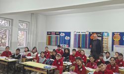 Muhtar Tekcan’dan Öğrencilere Yerel Yönetim Dersi