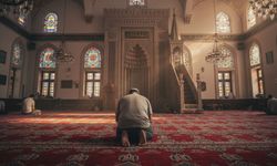 Namazda Sünnetlerin Kazası Ve Oturarak Kılma Şartları