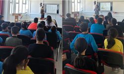 Erzincan’da Gençlere "Sağlık Okuryazarlığı" Rehberi