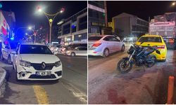 Erzincan’da Otomobil ile Motosiklet Çarpıştı: 1 Yaralı (VİDEO)