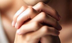 Parmak Çıtlatmanın Sırrı: Ses Kemiklerden Gelmiyor