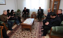 Şehit Ailesi Kadınlar Günü'nde Unutulmadı