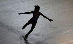 "Yetenek mi, Matematik mi? Yerçekimine Meydan Okuyan Dönüşlerin Şifresi Çözüldü!