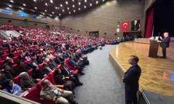 Erzincan’da “Türkiye’nin Güvenlik Meseleleri” Paneli Yoğun Katılımla Gerçekleştirildi (VİDEO)