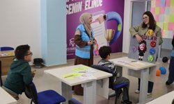 Geleceğe Dokunuş Üniversiteli Gençlerden (VİDEO)