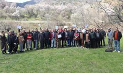 Çiftçilere Meyve Bahçesi Eğitimi: Budama ve Bakımda Uygulamalı Ders