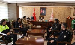 Kaymakamlık Koltuğu Minik Menderes’e Emanet Edildi