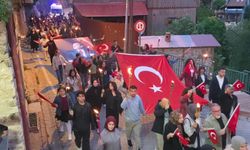Kemaliye’de 19 Mayıs Coşkusu Fener Alayıyla Yaşandı