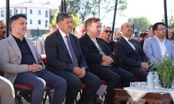 Erzincan'da İmam Hatip Mezunları Yıllar Sonra Aynı Çatıda Buluştu