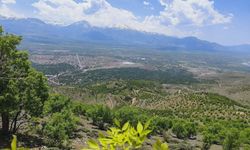 Bulutların Üstünde Bir Dev: Erzincan’ın Zirvesi Esence Dağları