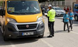 Erzincan’da Okul Çevresi ve Servis Aracı Denetimi: 3272 Şahıs Sorgulandı