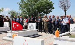 Edebük Şehitliği'nde Duygu Dolu Anma: Aziz Şehitler Dualarla Yâd Edildi