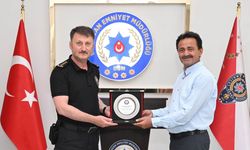 Emekli Polis Memuru Niyazi Okumuş'a Hizmet Teşekkürü