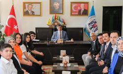 LGS Türkiye Birincileri Başkan Bekir Aksun'un Konuğu Oldu