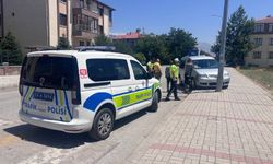 Erzincan'da Tek Taraflı Kaza 2 Yaralı, Birinin Durumu Ağır (VİDEO)