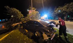 Erzincan'da İki Otomobil Çarpıştı, 1 Yaralı