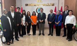 LGS Türkiye Birincileri Erzincan'ın Gururu Oldu: Vali Aydoğdu Başarılı Öğrencileri Ödüllendirdi (VİDEO)