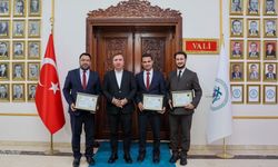 Vali Aydoğdu’dan İki İsim İçin Özel Kabul