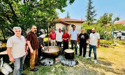 Yeni Partinin Erzincan'daki İlk İcraatı Aşure Programı Oldu