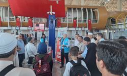 Bilgi Yarışmasını Kazanan 11 Öğrenci Umreye Uğurlandı