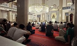 İliç’te Mevlid Kandili Yusuf Ziya Demir Camii’nde Dualarla İdrak Edildi