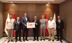 Kemahlılar Derneği'nden Sinan Aksu'ya Ziyaret