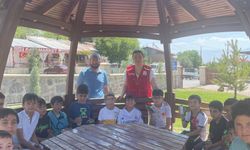 Erzincan’da Sporcu Çocuklara Kızılay Eğitim