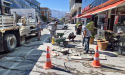 Erzincan’da yol ve kaldırımlarda bakım seferberliği