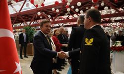 Erzincan'da Cumhuriyet Bayramı Kabul Töreni Düzenlendi