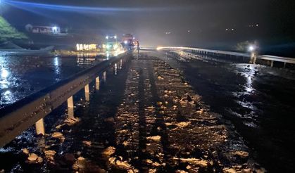 Heyelan nedeniyle kapanan Erzincan-Erzurum kara yolu ulaşıma açıldı