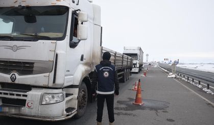 Erzincan’da Huzur Uygulaması: Göçmen Kaçakçılığına Yönelik Denetimler Sürdürülüyor