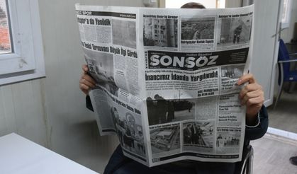 Sonsöz Gazetesi, 28 Şubat’ı Unutmayacak: Her Yıl Olduğu Gibi Siyah-Beyaz Yayınlandı