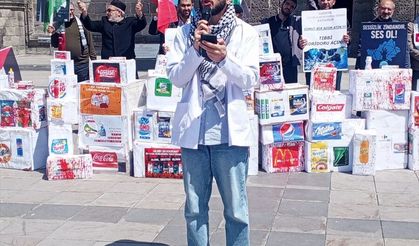 Erzurum'da Sağlıkçılardan İsrail'e Karşı 76. Hafta Protestosu: Boykot ve Zulme Dikkat Çekildi