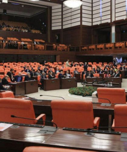 Meclis'te Mesai Uzadı: 1 Temmuz Yaz Tatili İptal Edildi