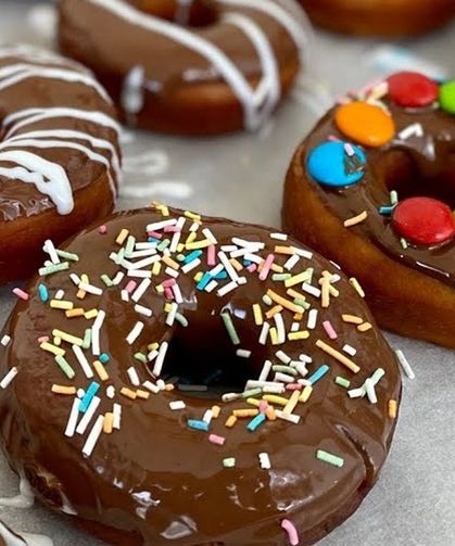 Evde çikolatalı Donut tarifi