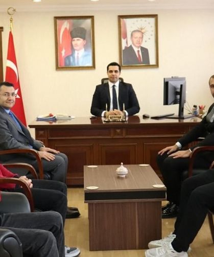 Kemah’ta Bileğin Şampiyonları Kaymakam Tutay’ı Ziyaret Etti!