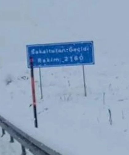Erzincan’da Kar ve Tipi Ulaşımı Aksattı: Geçitlerde Zor Anlar