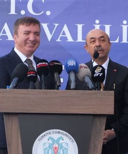 Erzincan İl Milli Eğitim Müdürü Kartal'ın Kararname Anısı Kahkahaya Boğdu (VİDEO)