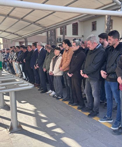 Ahmet Eğinlioğlu Son Yolculuğuna Uğurlandı (VİDEO)