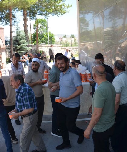 Muharrem Ayı Bereketi: 500 Kişiye Aşure İkramı
