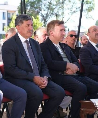 Erzincan'da İmam Hatip Mezunları Yıllar Sonra Aynı Çatıda Buluştu