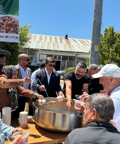 Çayırlı’da Geleneksel Aşure Lokması Paylaşıldı