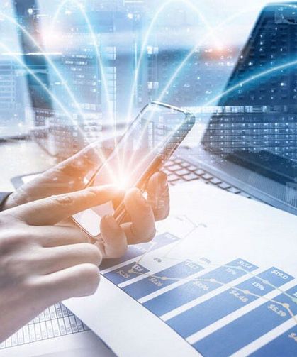 Cüzdanımızdaki Görünmez Bariyer: Dijital Finansa Geçiş Neden Zor?